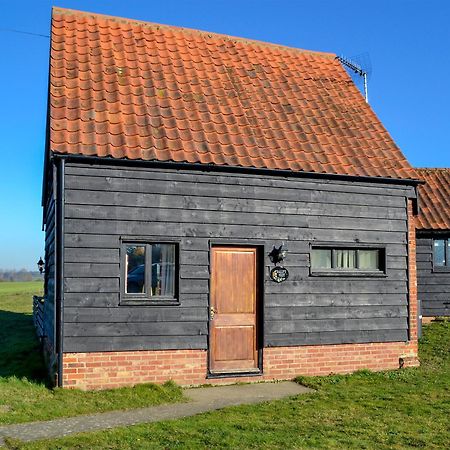 Sallys Nest - E3042 Blyford 外观 照片